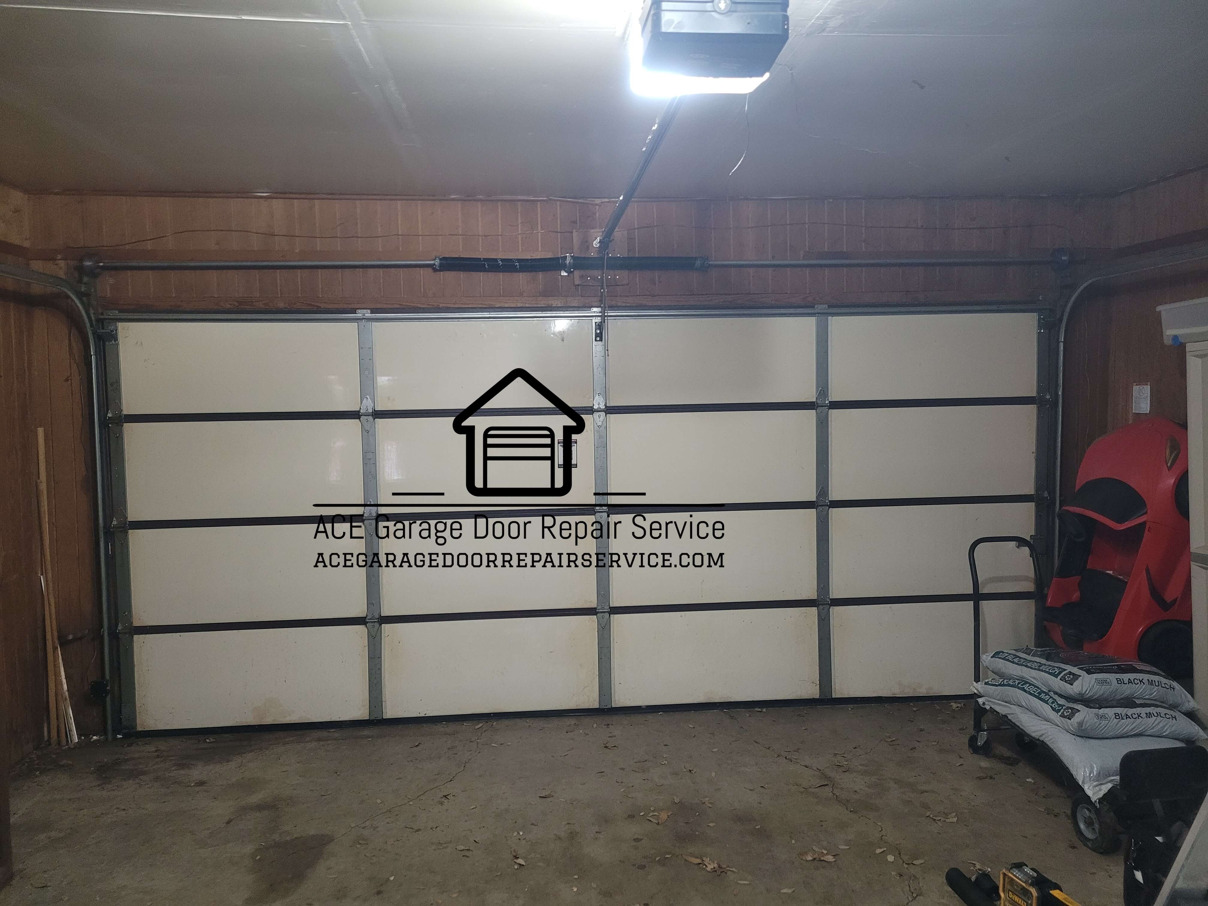 acegaragedoorrepairservice.com_garage_door_repair