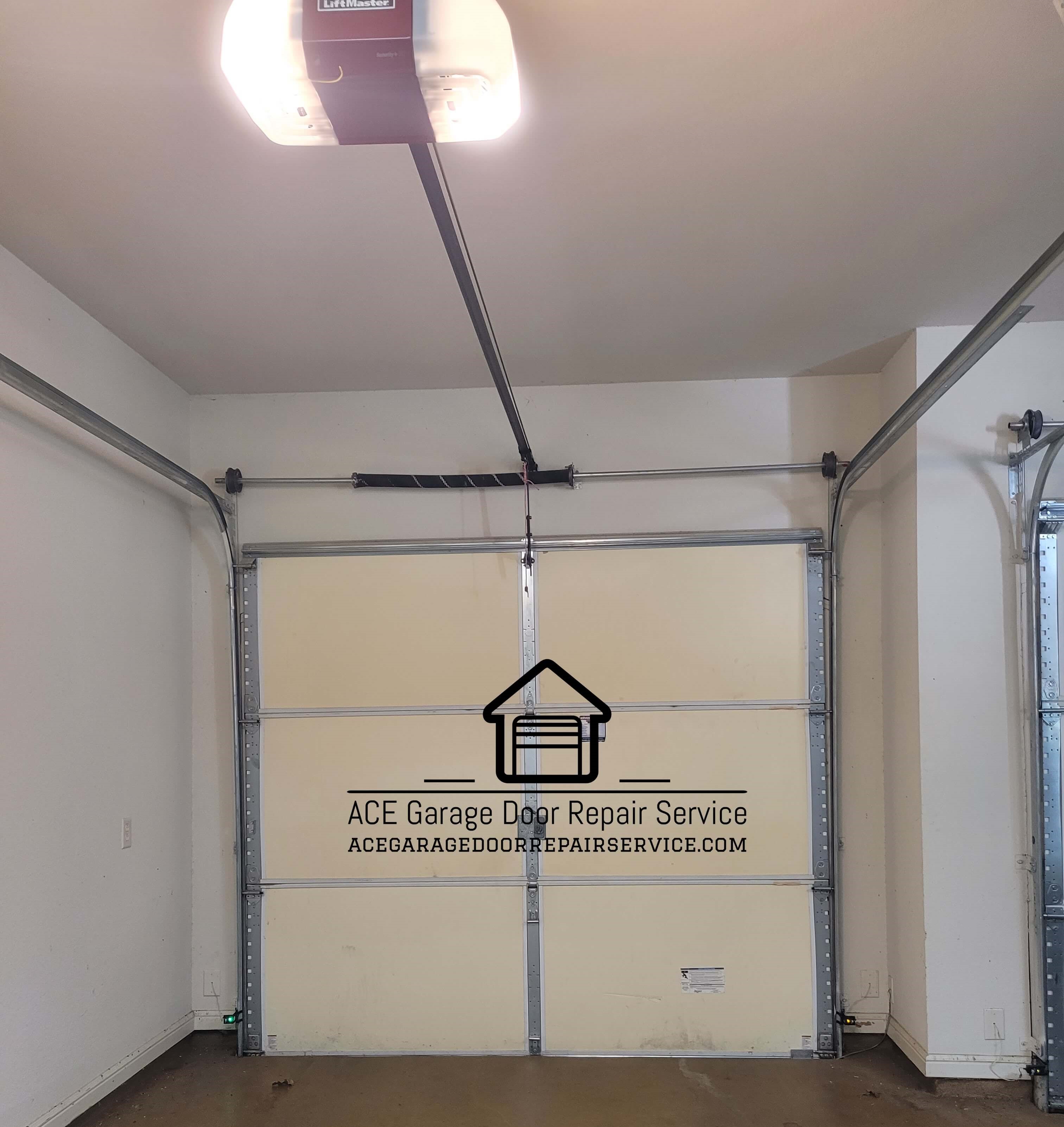 acegaragedoorrepairservice.com_chamberlain_garage_door_opener_repair